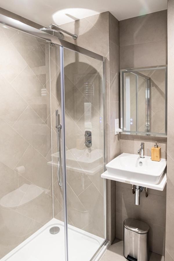 Amazing New Spacious Apartment In Se1 Лондон Екстер'єр фото